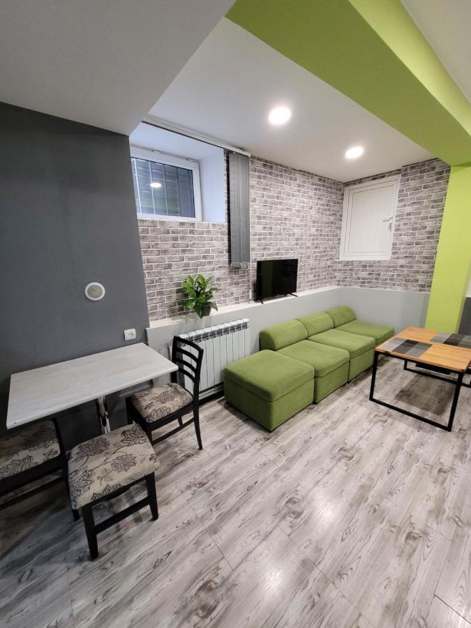 Vila Дом 33 Возле Клиники Астхик Jerevan Exteriér fotografie