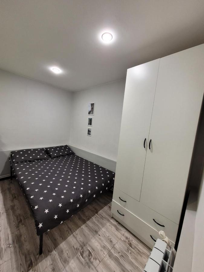 Vila Дом 33 Возле Клиники Астхик Jerevan Exteriér fotografie